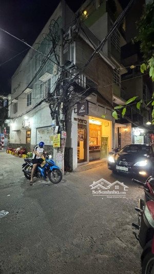 bán nhà hẻm xe hơi - phan đình phùng- sát quận 1
