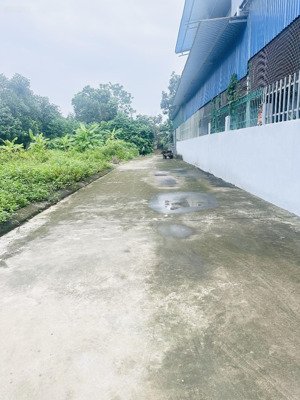 bán đất gần cổng đại học quốc gia , và trường fpt. dt 85m tài chính nhỏ