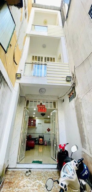 nhà huỳnh mẫn đạt - trần hưng đạo, p7, q5 nhỉnh 5 tỷ( nở hậu)