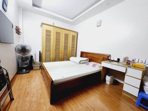 bán nhà riêng tại đội cấn, 9,1 tỷ, 44m2, 5 tầng, pháp lý đầy đủ, giá ưu đãi