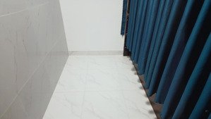 bán nhà 2 mặt hẻm, cách lê lợi 20m