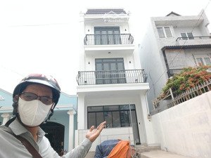 bán nhà mới xây 3 tầng hxh 6m- p linh chiểu, 85m2(5.1x16.6) chỉ: 7,2 tỷ- 4pn,3wc