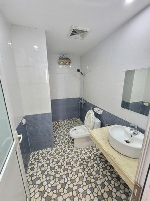 chính chủ bán căn 117m2 cc ct6 kđt văn khê, 3pn 2wc, sẵn sổ, full nội thất. giá bán 5,4