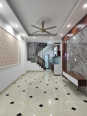 nhà phố xốm đh đại nam ql21b sd32m2 xây 5 tầng 2 thoáng giá 4.7 tỷ ctl lh 