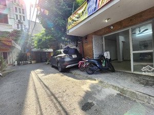 bán căn tập thể tầng 1 diện tích 75m2, 3pn, 2wc giá 4.9 tỷ tại quỳnh mai, hai bà trưng, hà nội.