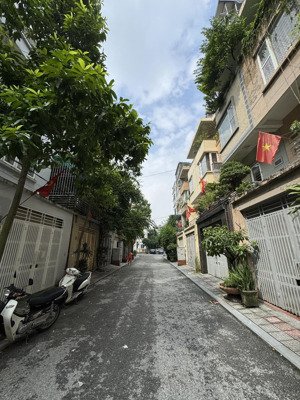 bán gấp nhà liền kề 4pn, 3wc tại kđt văn phú, 21 tỷ, 90m2