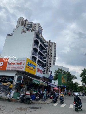 bán tòa chdv_mặt tiền quốc hương, thảo điền, (dt: 8x15m), hầm+ 8 tầng, 21chdv+1mb, giá bán 34 tỷ