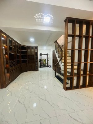 huỳnh thúc kháng hà đông, 45m2, 4 tầng, mt: 4m5, chỉ có 12 tỷ