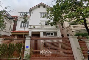 bán biệt thự làng việt kiều châu âu,255m2,4t, mặt tiền 15m, không gian sống đẳng cấp!