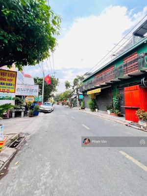 nhà cấp 4 còn mới sử dụng tốt - hẻm xe hơi gần phạm văn đồng, linh tây, 81m2 - 5 ty nhỉnh