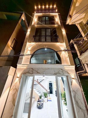 bán nhà 2 mặt tiền, đoạn 2 chiều, xô viết nghệ tĩnh p17, bình thành, dt:4x10m, 5 tầng, hđt 45 tr/th