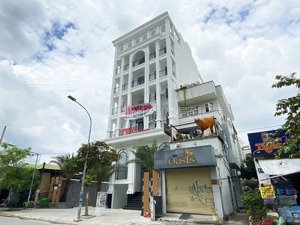 siêu phẩm giá 85tỷ ! building hầm 7 tầng mặt tiền quốc hương, q2 - dt: 10m x 35m - hđt: 350tr/th