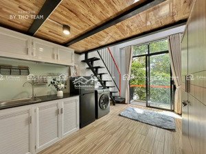 căn hộ ban công full nội thất - máy giặt riêng ngay etown cộng hoà - hvhk - vhu siêu thoáng