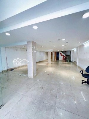 cho thuê nhà mặt tiền lý tự trọng ngang hơn 7m giá 50 triệu