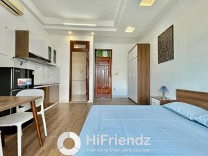 căn hộ studio ban công rộng thoáng mát nằm ngay nhà thờ tân định vị trí cực đẹp giám giá cực mềm