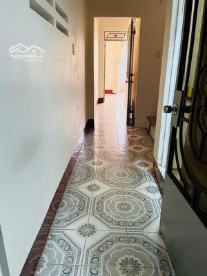 bán nhà 3 tầng hẻm thông 2 oto tránh nhau. dt 77m2. chỉ 11 tỷ