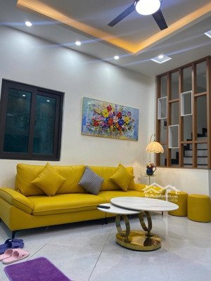 bán nhà phố ngô quyền la khê hà đông, 10m ra ngõ ô tô tránh, cách tố hữu 200m, 30m2 5 tầng 8,5tỷ