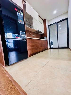 (hiếm) bán căn hộ 80,4m2 gồm 2 phòng ngủ,ban công đông nam view công viên giá tốt tại the park home