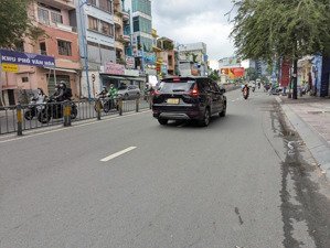 giá 18 tỷ giảm còn chỉ 15 tỷ nhà 2 mặt tiền lê văn duyệt, kinh doanh mọi ngành nghề giá tốt bán gấp