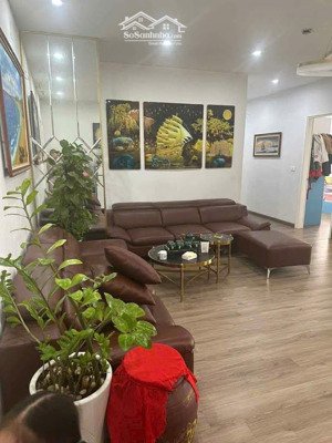 chính chủ bán căn chung cư parkview 165 thái hà- 124m2 , 3pn, 2wc. căn góc. giá 10,65 tỷ