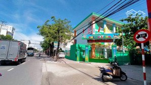 a363. bán nhà 3 tầng + tum đối diện công viên, đang cho thuê trường mầm non quốc tế hẻm lê hồng