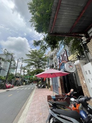 nhà mới cho thuê văn phòng,nail,spa,.. tạ quang bửu đối diện central mall chỉ 12tr/tháng (tl)