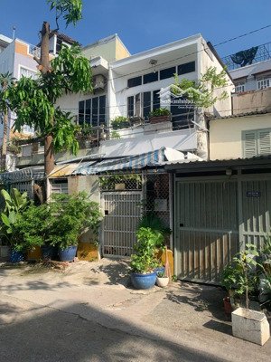 nhà cũ(4x15m) xây mới 4tầng hxh 5m ung văn khiêm-gần hutech. gía 9tỷ5 còn thương lượng