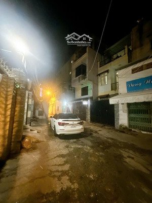 chính chủ bán nhà vạn kiếp 4,9 tỷ, 3 tầng 30m2 - ô tô vf3 đỗ cửa