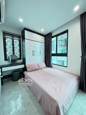 bán tòa căn hộ dịch vụ mỹ đình, 7 tầng, 16 phòng, thang máy, dòng tiền 90tr/tháng, sổ sẵn