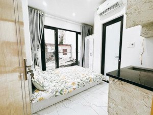 căn hộ dv cầu giấy - 11 phòng full nội thất - 43m - 6t thang máy - 11.2tỷ - doanh thu 660tr/năm