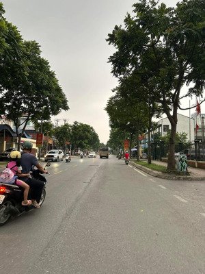 mặt phố hoàng minh đạo nguyễn sơn 65m 6 tầng thang máy - lô góc mặt tiền 4.5m vew sân bay