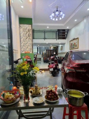 mặt tiền kd ngã 3 đg lê cơ kinh dương vương nhà 2 lầu 5,2 x 20m 7.7 tỷ