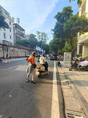 BÁN NHÀ PHỐ PHÙNG HƯNG HOÀN KIẾM - VỊ TRÍ VIP ĐẸP HIẾM KINH DOANH ĐỈNH: DT 102M2 - 95 TỶ