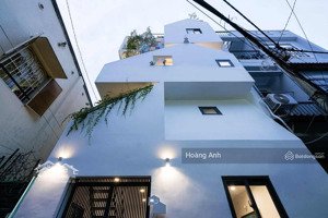 tô hiến thành - thiết kế hiện đại - 2 mặt hẻm thoáng - doanh thu tầm 25 - 27tr - 4 studio cho thuê