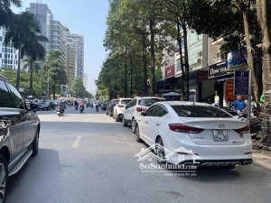 bán nhà khúc thừa dụ công viên cầu giấy, 60m2, 7 tầng, mới tinh, gara oto 19 tỷ, kinh doanh.