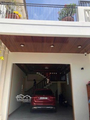 biệt thự 2 tầng khu nam việt á, đang cho thuê 30tr/tháng . tiềm năng phát triễn mạnh