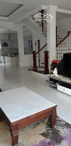 duy nhất buiding ngay xa lộ hà nội, thành phố thủ đức, 20x38, hầm 5 tầng, hđt 550tr chỉ 118 tỷ