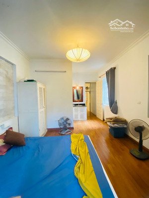 bán nhà hoàng hoa thám ba đình dt 46m2 4t mt4m giá 11.8 tỷ cách phố 100m