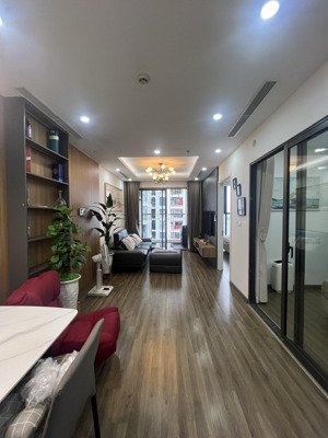 tin thật + còn hàng: cho thuê căn hộ 2 ngủ 1wc full đồ giá rẻ nhất ssr chỉ 13tr/tháng, vào ở luôn