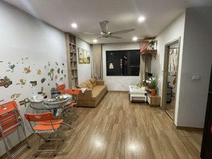 chính chủ cần bán căn 2 ngủ, 2wc, full nội thất tòa hh2 xuân mai, dương nội, hà đông. lh 