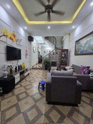 - bán đất tặng 2 căn nhà 3 tầng, lê trọng tấn, định công, hoàng mai, siêu đẹp, 146m2, 45 tỷ