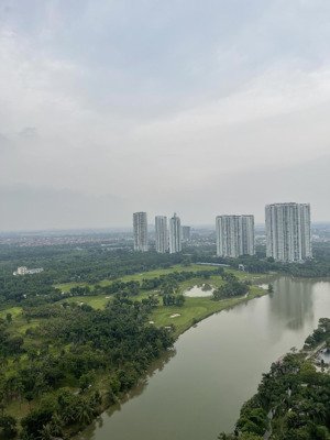 cần bán căn 3 phòng ngủ 115m2 trục 09 toà l2 landmark tầng 2x giá 13 tỷ bao phí, lh 
