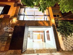 hiếm - bán nhà xuân đỉnh bắc từ liêm giá 22.8 tỷ -view sân chơi -6 tầng thang máy-ngõ thông...