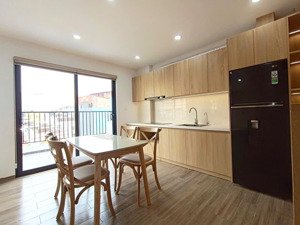 bán ccmn dương văn bé, 70m 6 tầng 15 phòng, full nội thất sang xịn, dòng tiền cao, giá 16.3 tỷ