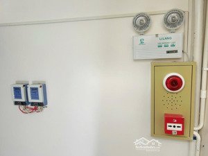 bán toà căn hộ dịch vụ nằm trên đường thuỵ khuê, 84m2, 22 tỷ, sổ sẵn, giao dịch ngay.