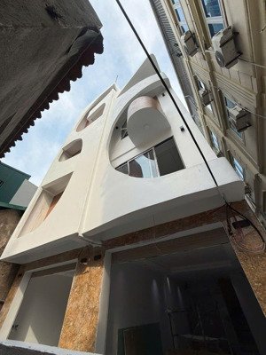 đại mỗ 37 5 3.8 8 tỷ nam từ liêm hà nội lh: 
5 tầng thang máy -ba bước ra phố-ô tô lùi cử