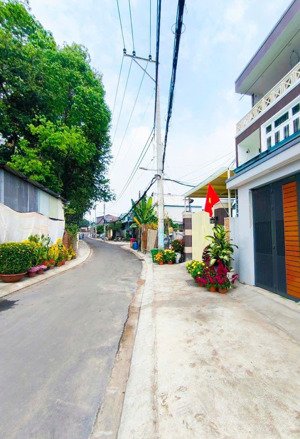 giảm sâu 1 tỷ gấp bán lô đất odt 101m mặt tiền đường, ngang 4.5m ngay vinhomes nguyễn xiển quận 9