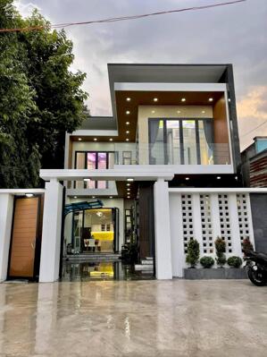 BÁN GẤP NHÀ 103M² – GIÁ CHỈ 2 TỶ 400 – CHỈ CẦN DỌN VÀO Ở