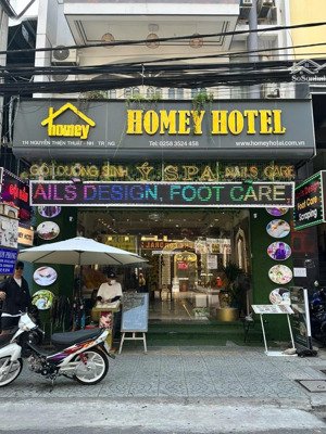 bán khách sạn 6 tầng 2 mặt tiền nguyễn thiện thuật phố tây nha trang