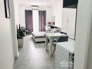 chính chủ cho thuê phòng tại phố hàng bún quận ba đình - 35m2 - full đồ - giá thuê 7,6 triệu/tháng